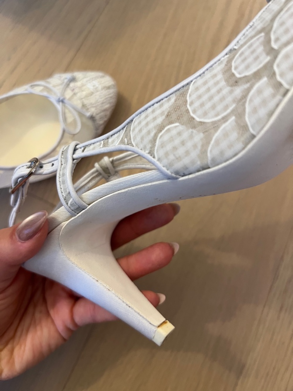 Chanel white heels with lace detail (EU 39 - US 7.5-8) - Picture 12 of 13
